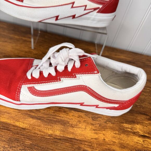 Vans Old Skool Bolt Red White VN0009Q56RT Classic Suede Women's Sz 10.5 Men's 9 - Picture 7 of 13